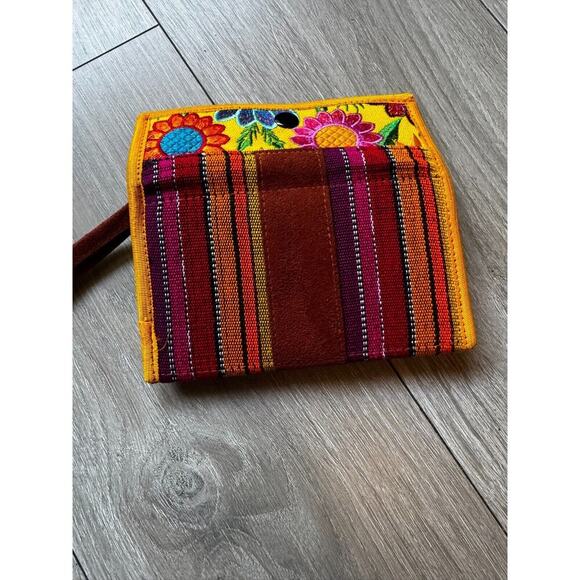 Guatemala Handmade ARTISAN Multicolor Floral Embroidered small wallet Bag - Picture 7 of 9